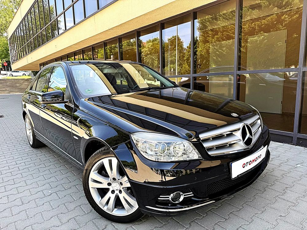 Mercedes-Benz C W204 180 BlueEFFICIENCY 7G-TRONIC Avantgarde 2010