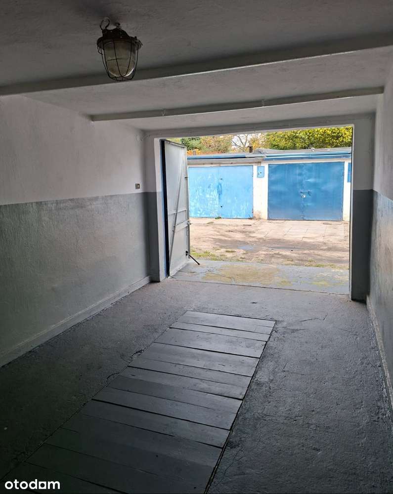 Ruda 1 -polecamy wyremontowany garaż murowany przy ulicy Norwida!-3