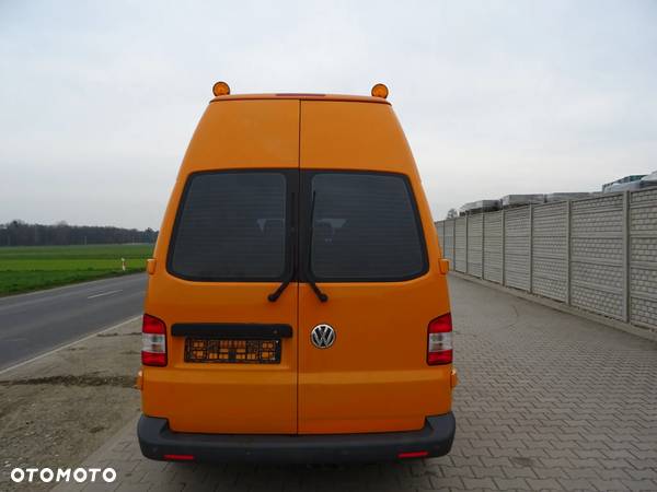 Volkswagen Transporter - 5