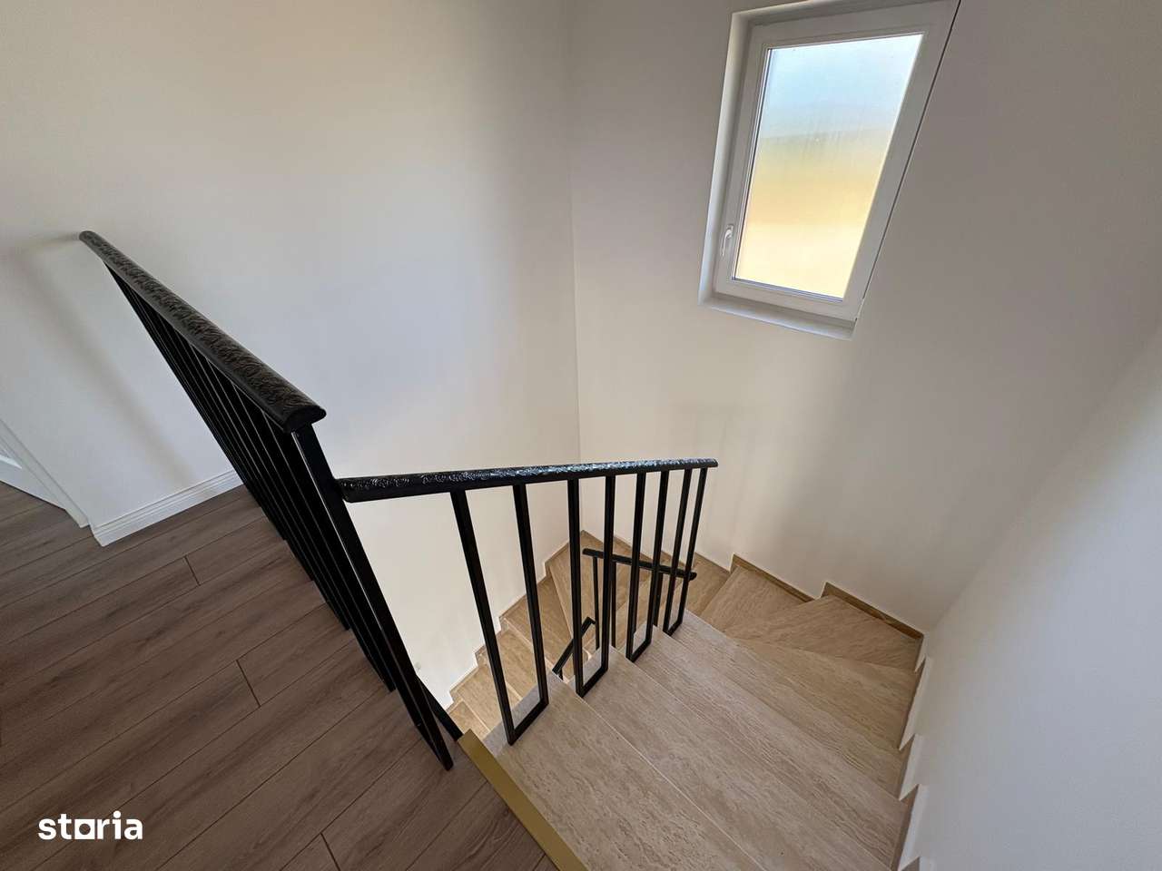 Casa NOUA in Cetate-8