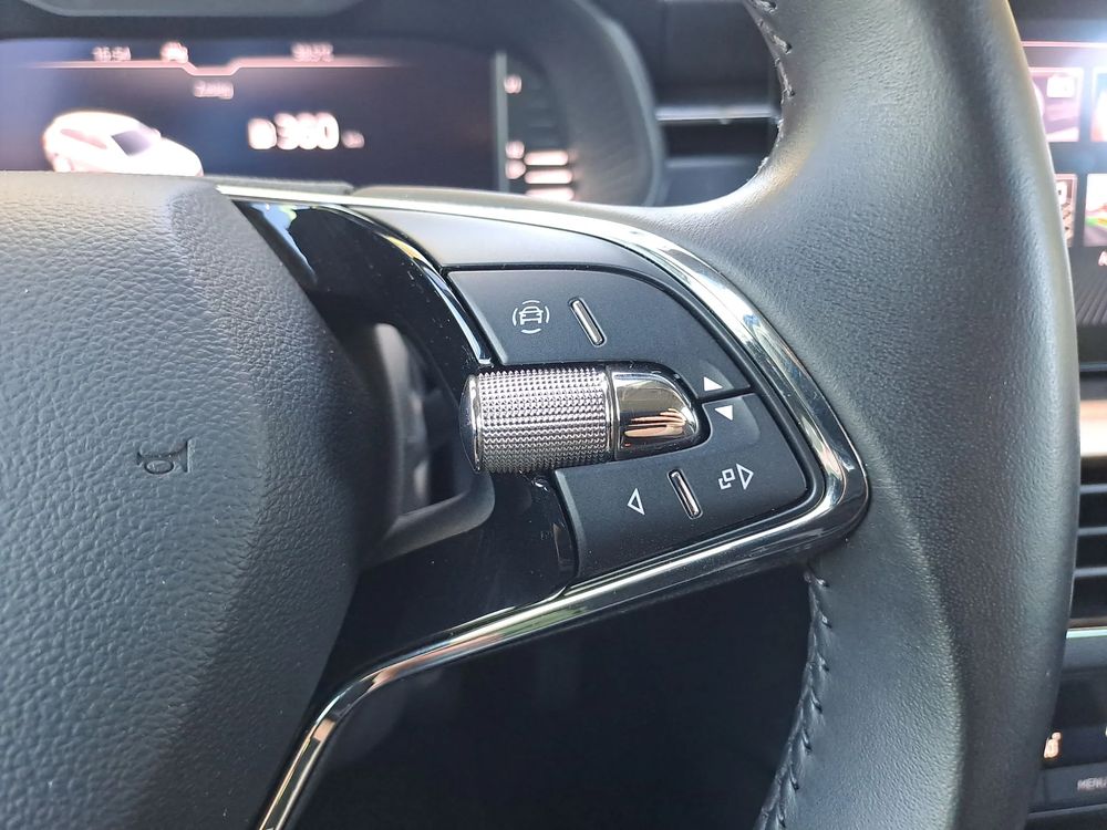 SKODA SCALA Virtual Cockpit Comfort Tech Grzana Kierownica ACC DSG 1,5TSI 150KM