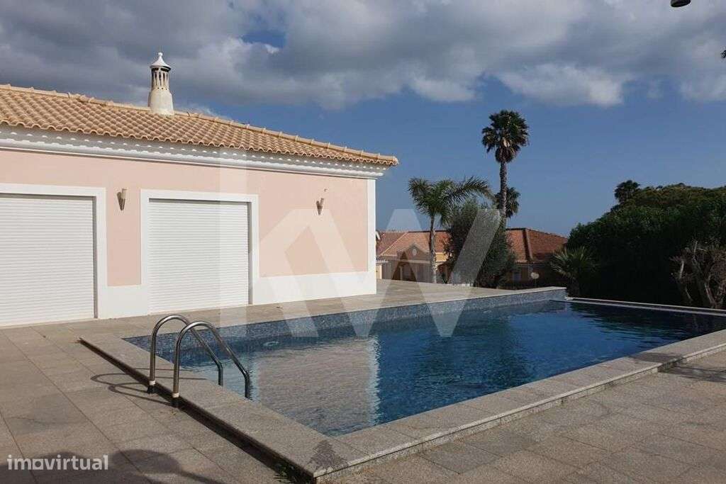Fantástica Moradia isolada num dos locais mais procurados no Algarve - Grande imagem: 4/20