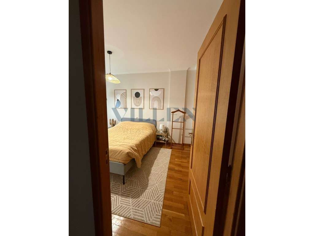Apartamento T3 (convertido em T2 com Closet) Renovado em Moreira da... - Grande imagem: 2/22