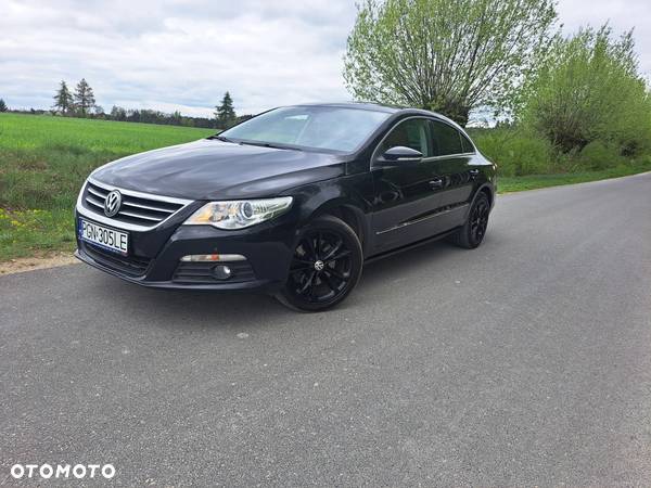 Volkswagen Passat CC 2.0 TDI DSG Individual - 4