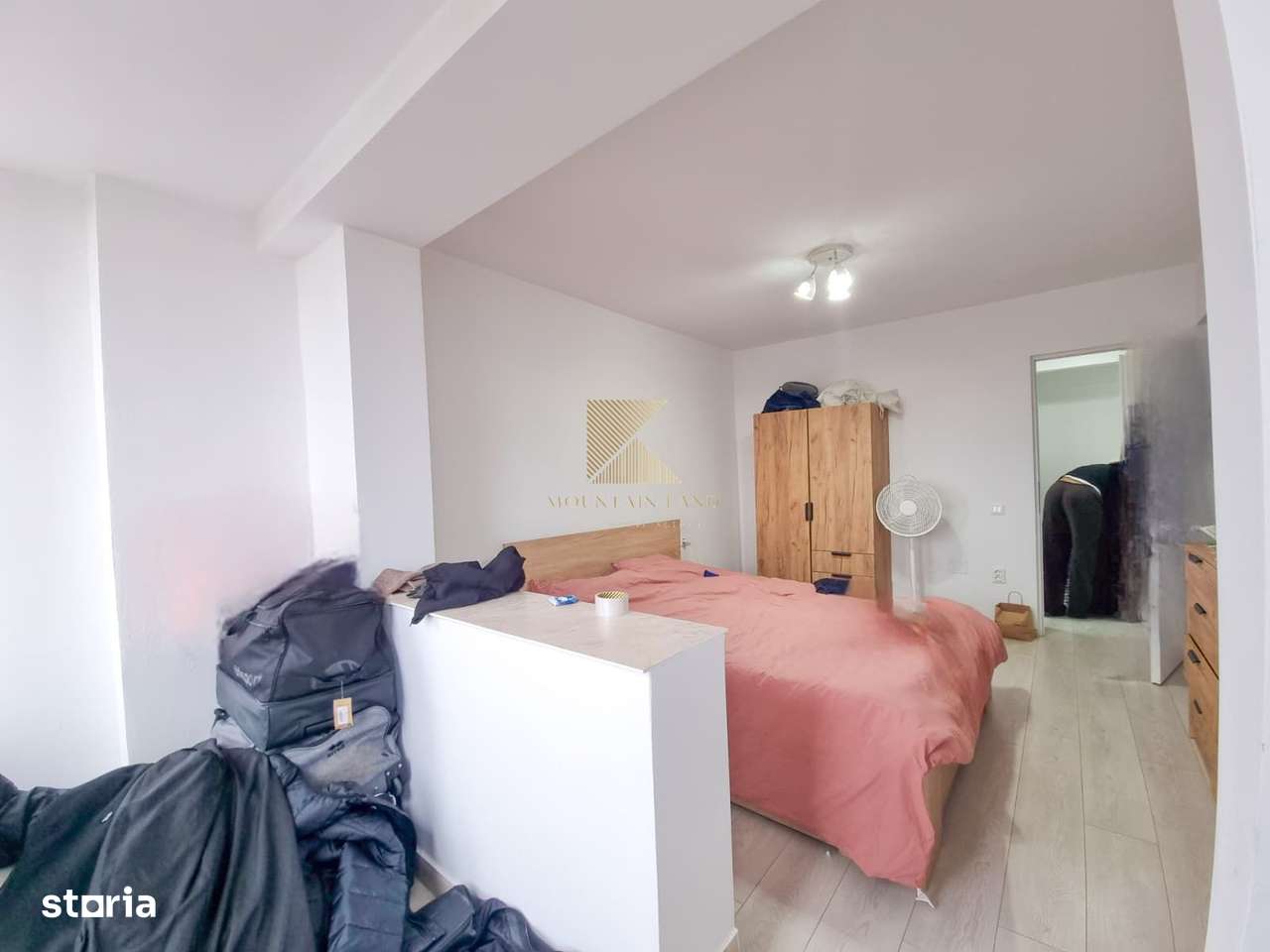 Apartament de 2 camere, semidecomandat, etaj 6/10, mobilat, Victoriei4-5