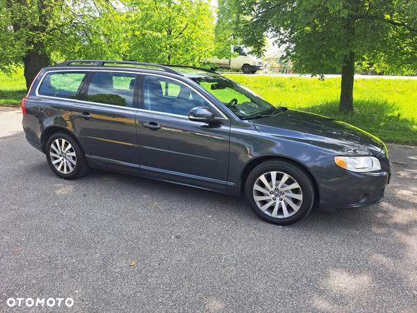 Volvo V70 D3 Geartronic Momentum - 12