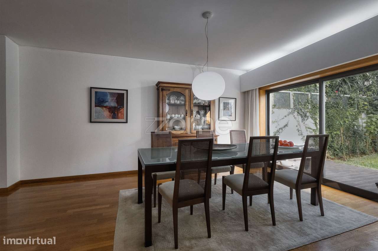 Moradia T4 com 4 suítes, na Rua Gomes Teixeira, Matosinhos-15