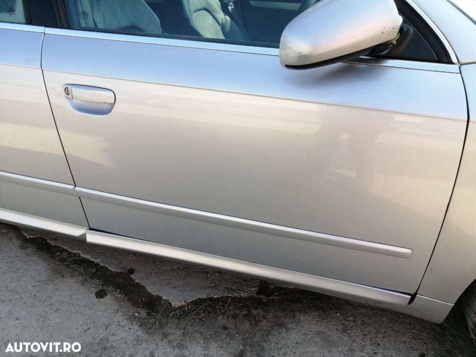 Usa Usi Portiera Portiere Dreapta Fata Dezechipata cu Inceput Rugina Audi A4 B7 2005 - 2008 Culoare LY7W - 1