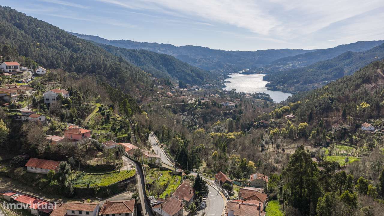 Moradia T3+1 no Gerês – Vilar da Veiga-7