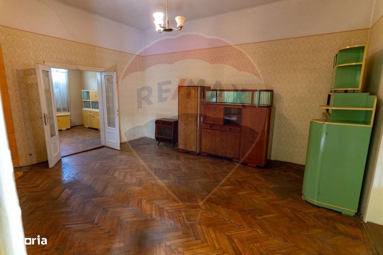 Casă de vanzare Orastie, jud. Hunedoara - Imagine principală: 4/17