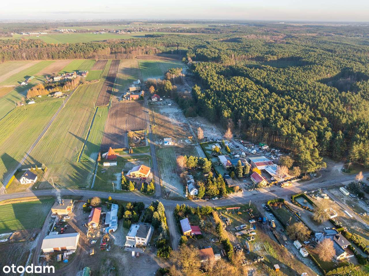 Działka Czmoniec | niedaleko lasu | pozwolenie na budowę| media| cisza-2