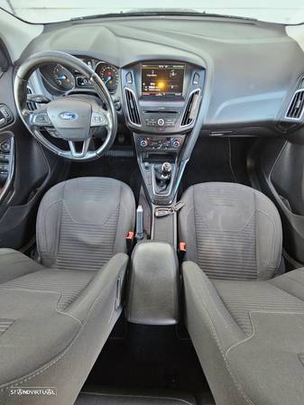 Ford Focus 1.5 TDCi Titanium - 9