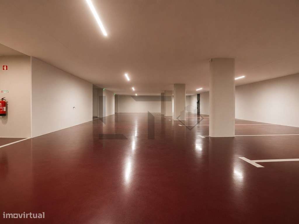 Moradia T5 em Banda com Condominio com Piscina para Venda em Carcav...-45