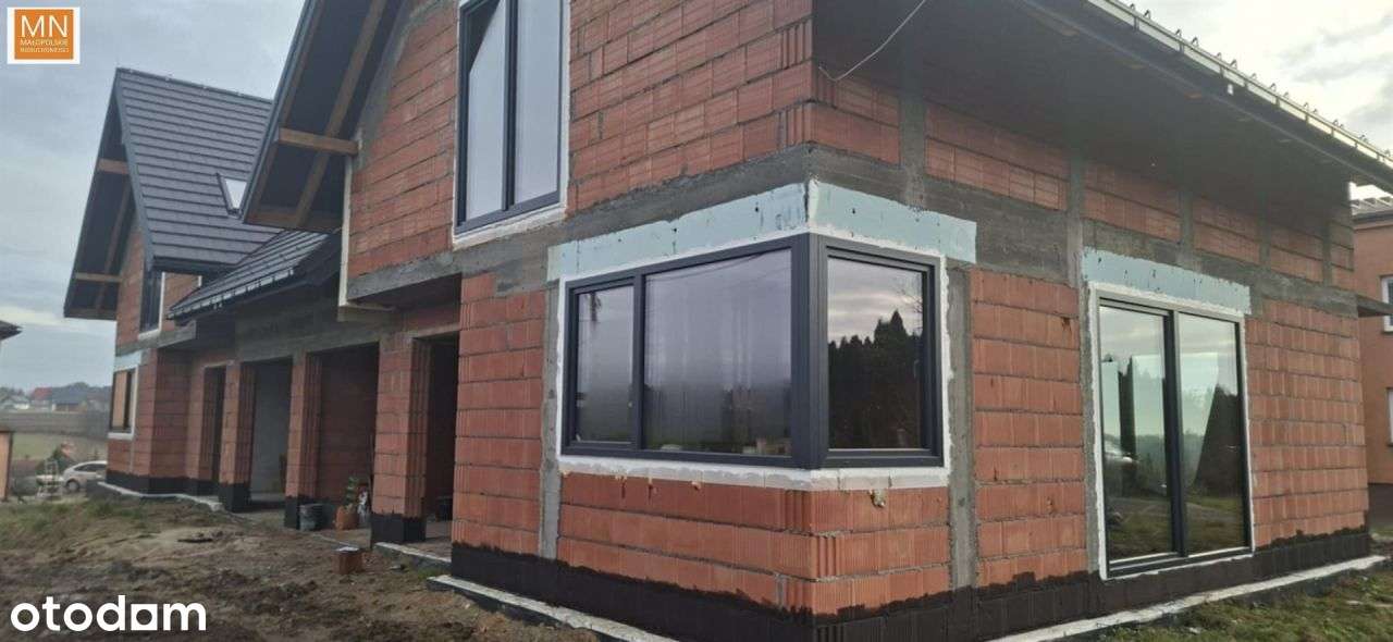 Wielka Wieś,Bliżniak z Garażem-6