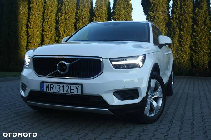 Volvo XC 40 T3 Momentum Pro - 3