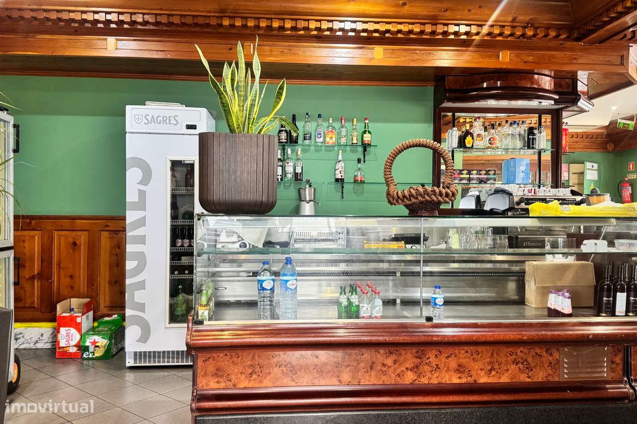 Imóvel Comercial - Restaurante e Café no Luso-9