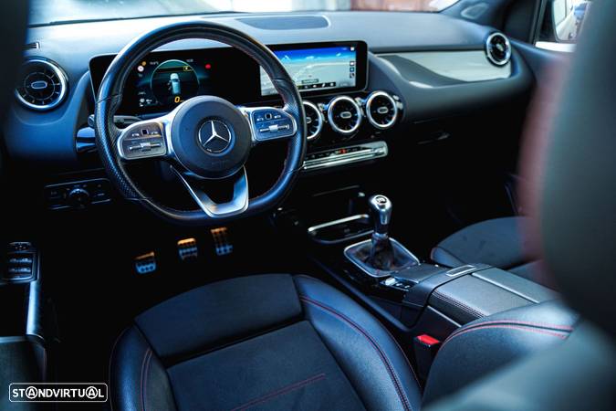 Mercedes-Benz B 180 d AMG Line - 47