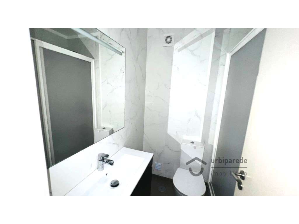 Apartamento T3, em Monte Abraão Queluz-18