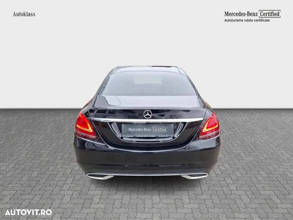 Mercedes-Benz C - 4