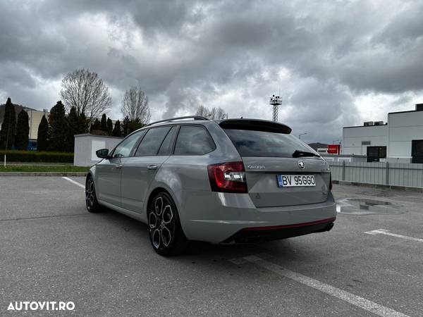 Skoda Octavia 2.0 245 TSI DSG - 3