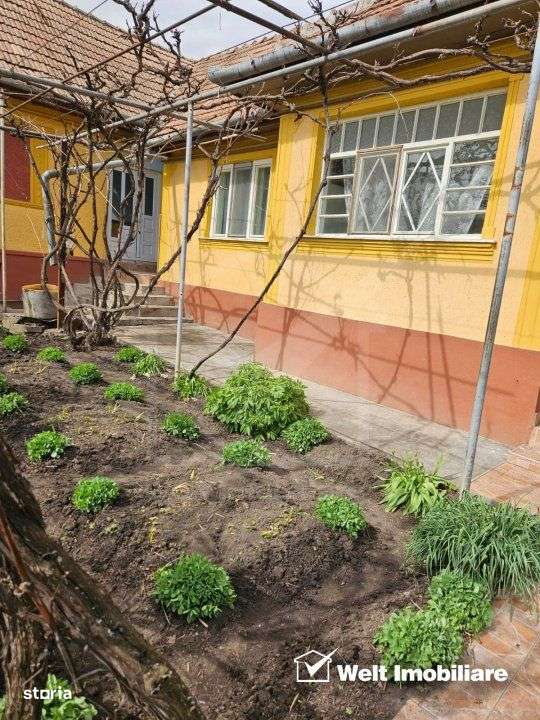 Casa de vanzare, teren 1700 mp, Ceanu Mic, judetul Cluj - Imagine principală: 4/19