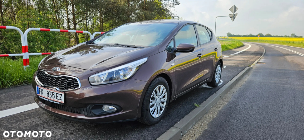 Kia Ceed 1.4 CRDi 90 Vision - 5