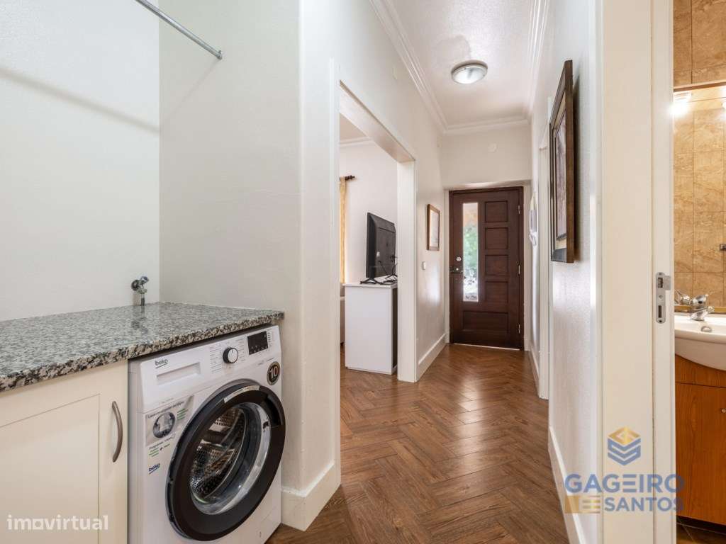 Moradia T2 + 1 com Jardim e Churrasqueira a 5 Minutos da Praia-6