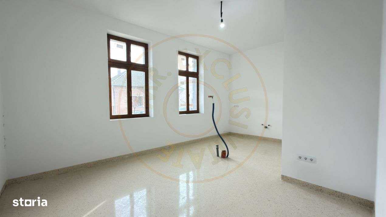 Cladire de inchiriat – ideala pentru clinica medicala sau alte aface - Imagine principală: 3/19