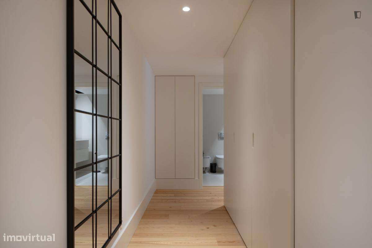 Estúdio - localizado em Santo Ildefonso Porto - Grande imagem: 4/8