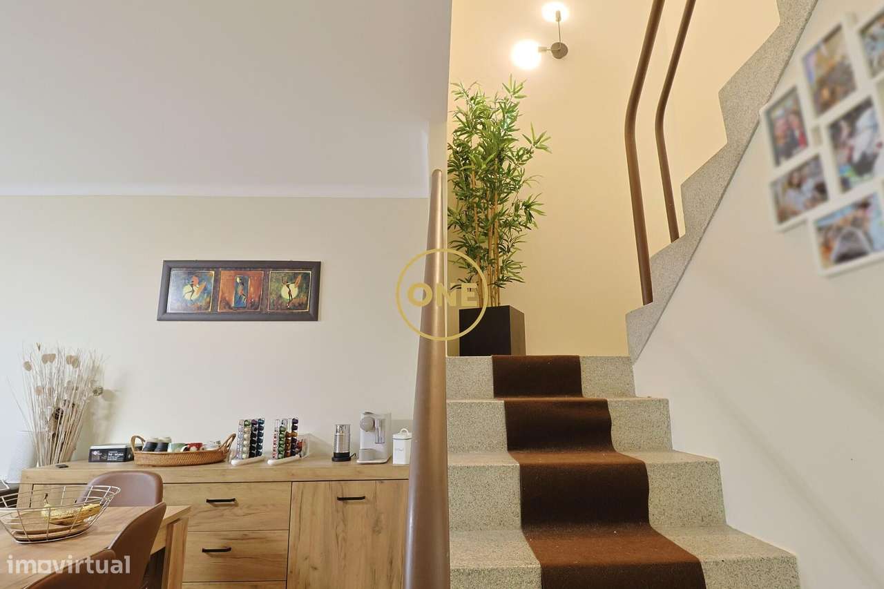 Excelente Moradia em Selho São Jorge-4