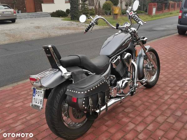 Suzuki Boulevard - 16