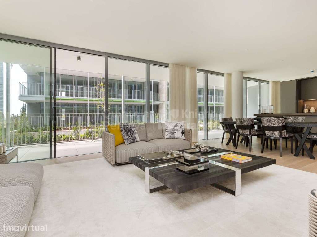 Apartamento T3 com varanda e estacionamento, Braço de Prata - Grande imagem: 2/23