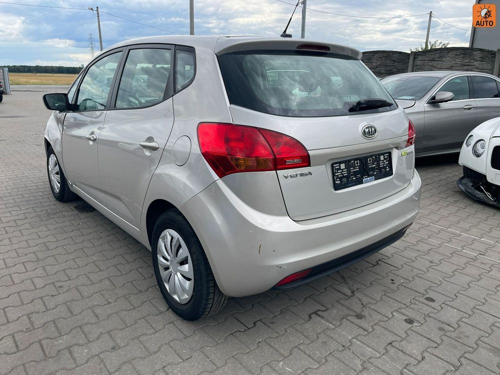 Kia Venga 1.4 CRDi M 2010