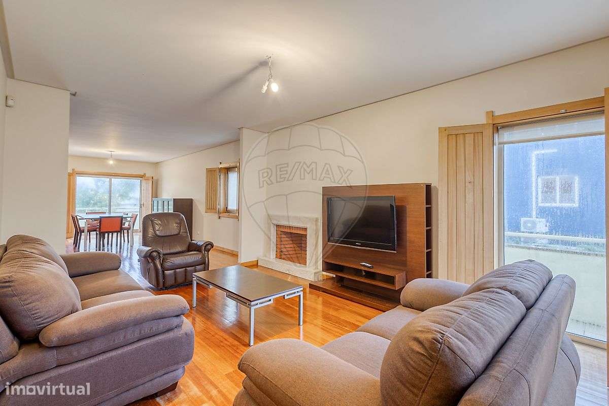 Moradia T5 para arrendamento - Grande imagem: 2/39