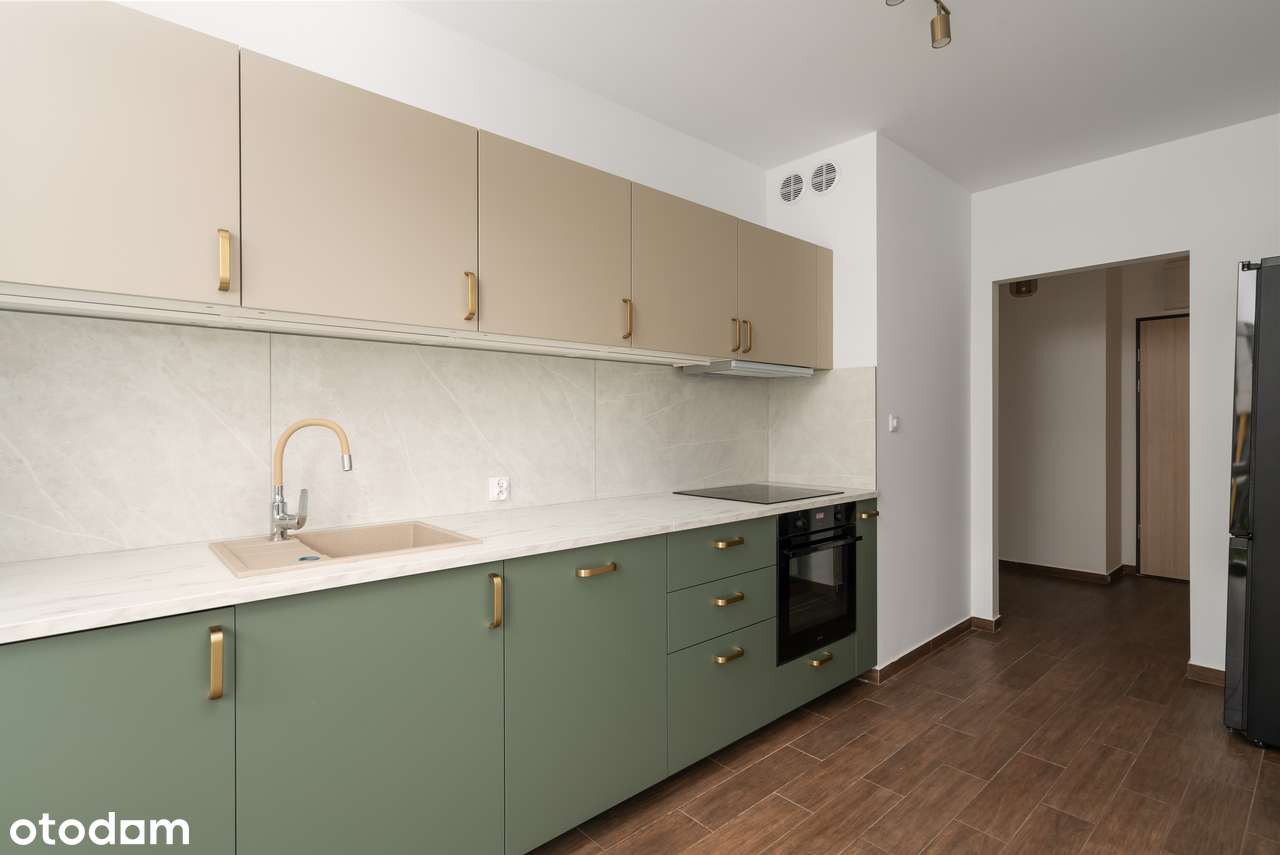 Miejsce postojowe w garażu i komórka | Dwa balkony | Osobna kuchnia-8