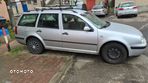 Volkswagen Golf - 3