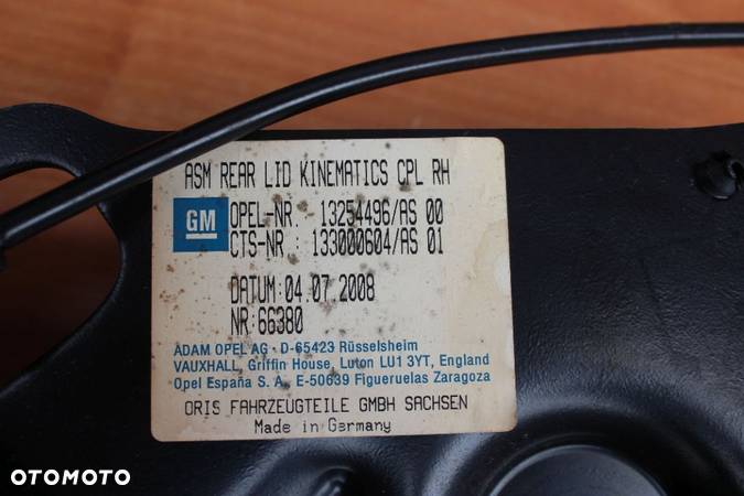 ZAWIAS KLAPY PRAWY OPEL ASTRA H CABRIO 13247431 - 6