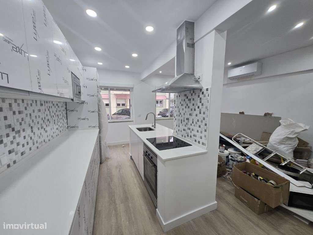 T3 totalmente remodelado (a estrear) | 85 m² | Cacém - zona tranqui...-19