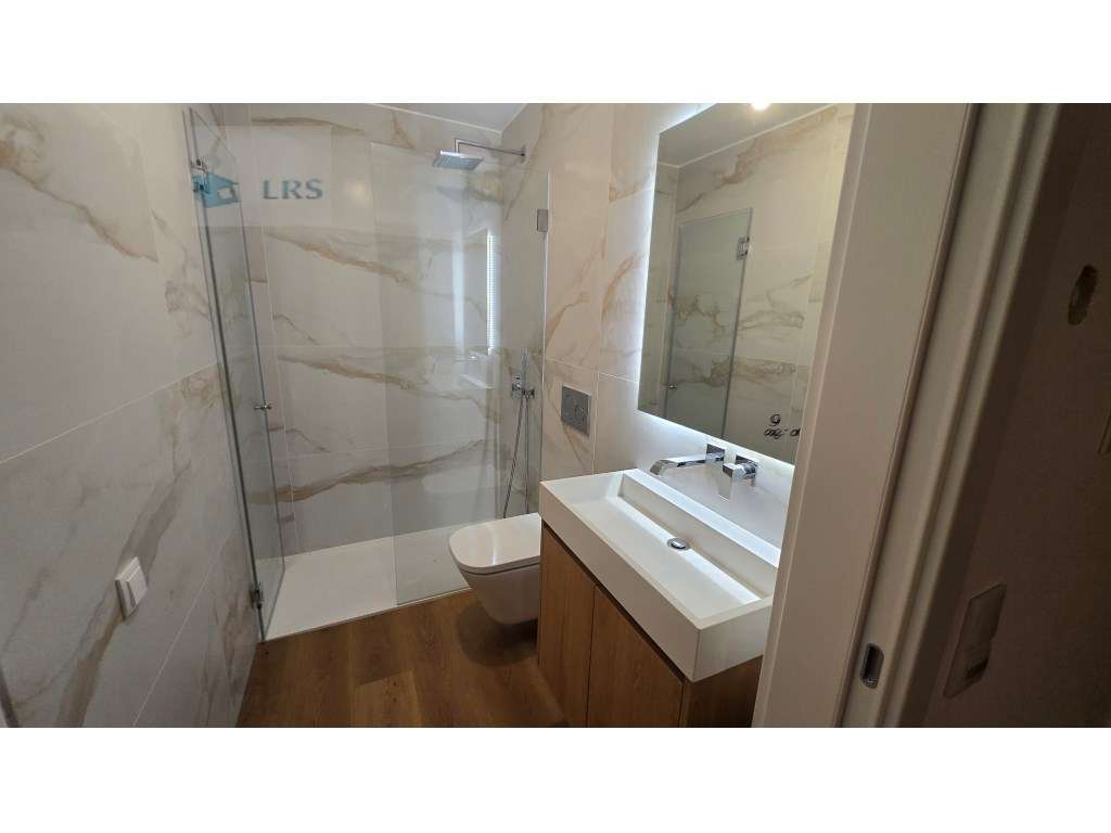 Murches, lindos acabamentos, moradia isolada com 3 suites e 1 quatr...-47