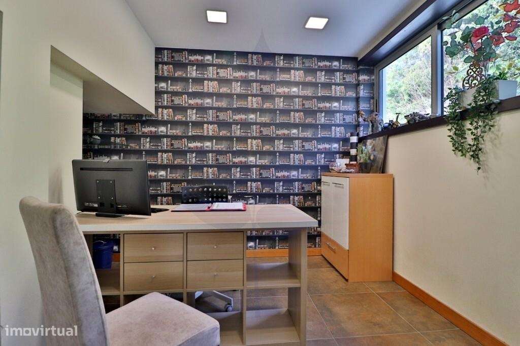 Moradia T4+Escritório na Areosa, junto à praia-36