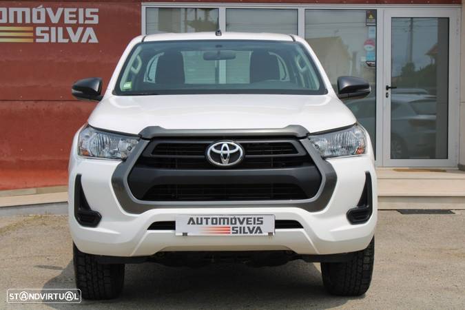 Toyota Hilux 2.4 D-4D 2WD CD CM - 4