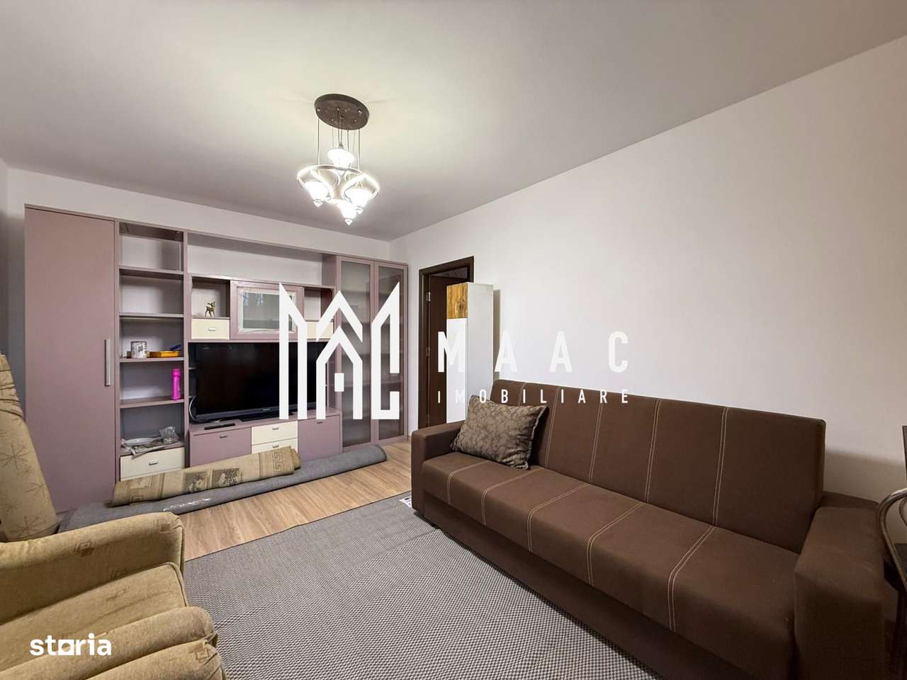 Apartament 2 camere | Etaj 3 | Balcon | Zona Centrala - Imagine principală: 2/12