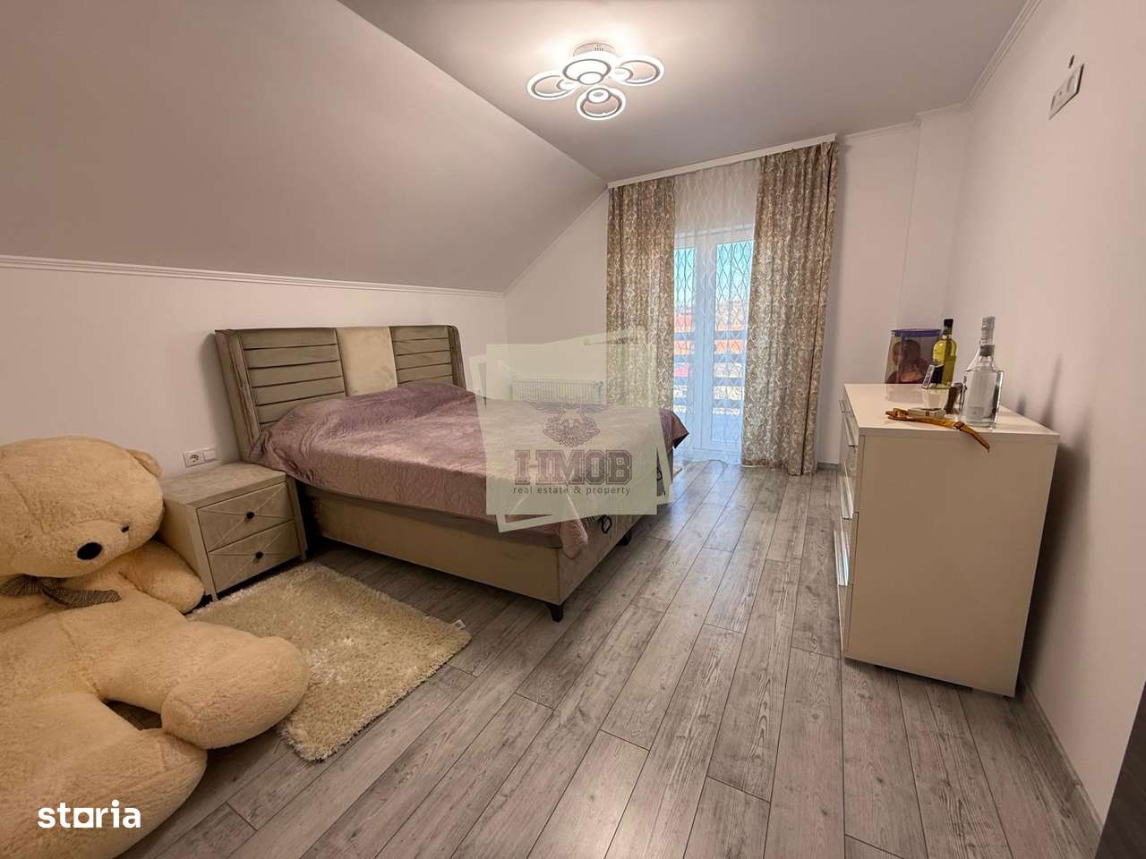 Casa noua cu 5 camere 2 bai in Terezian - Imagine principală: 4/20