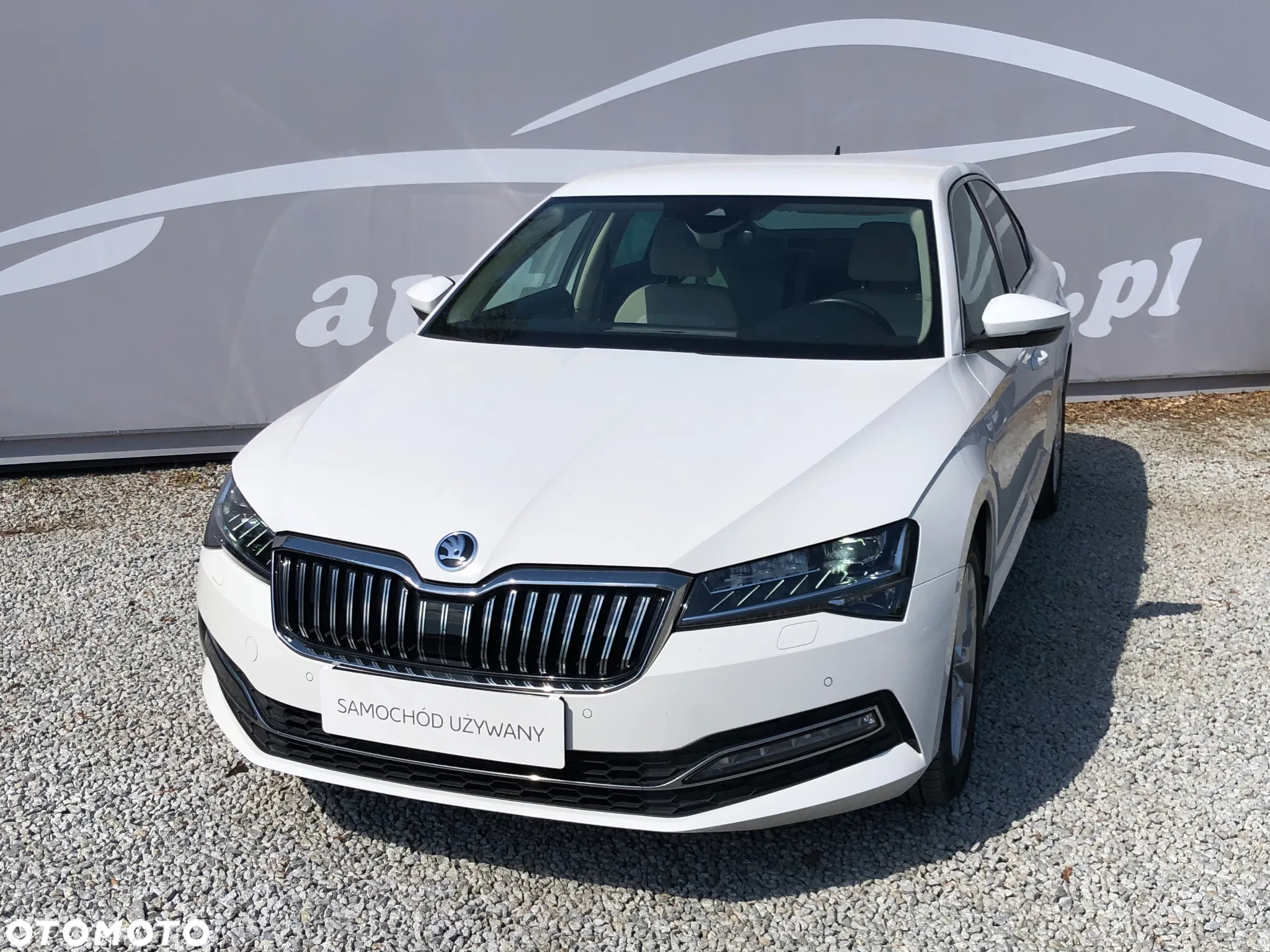 Skoda Superb 2.0 TDI SCR Style DSG - 4