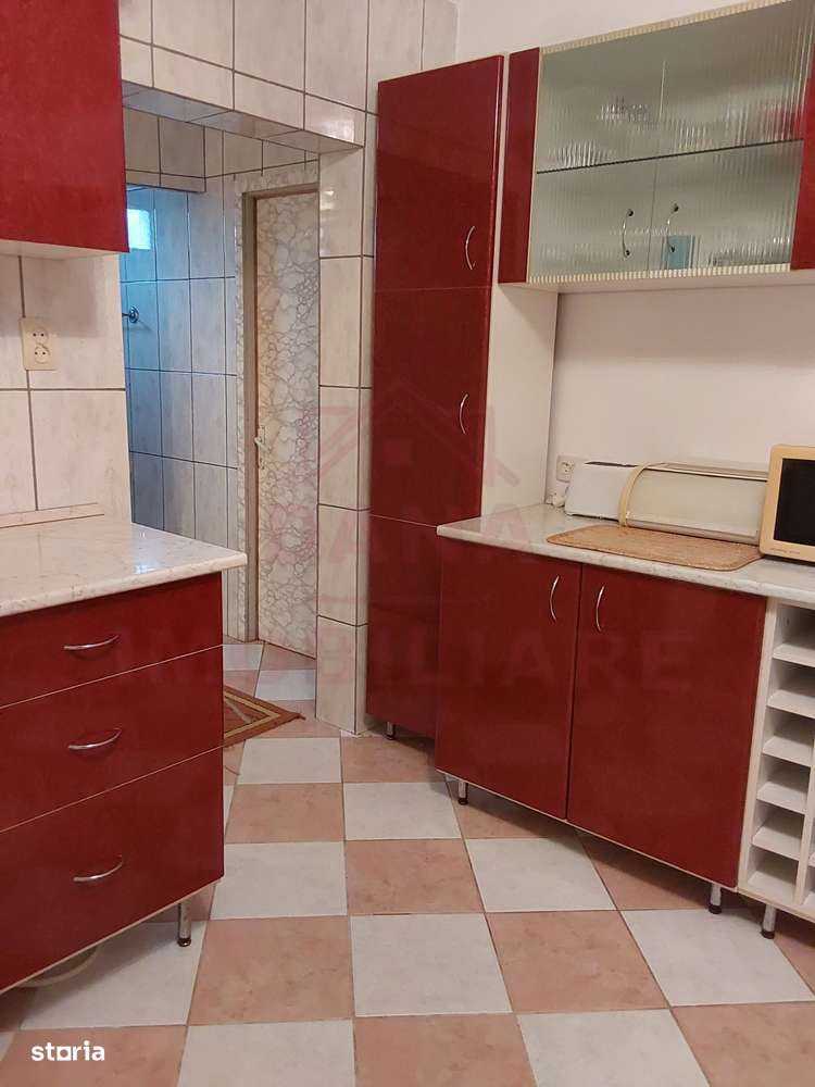 CASĂ P+E, 360 MP, 5 CAMERE\ OȚELU-ROȘU\ZONA GAI-8