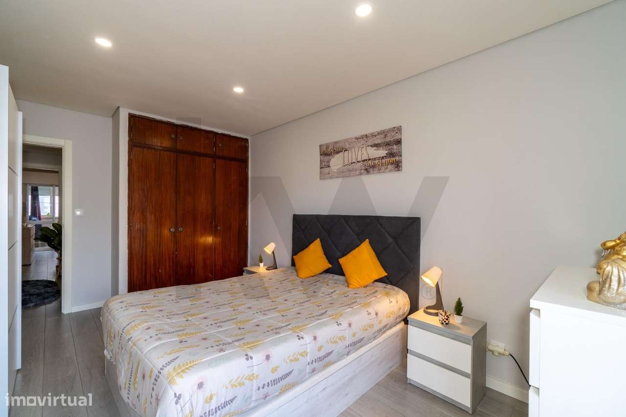 Apartamento T2 na Rua Dr. José Afonso, Quelfes - Conforto, Remodelado - Grande imagem: 4/20