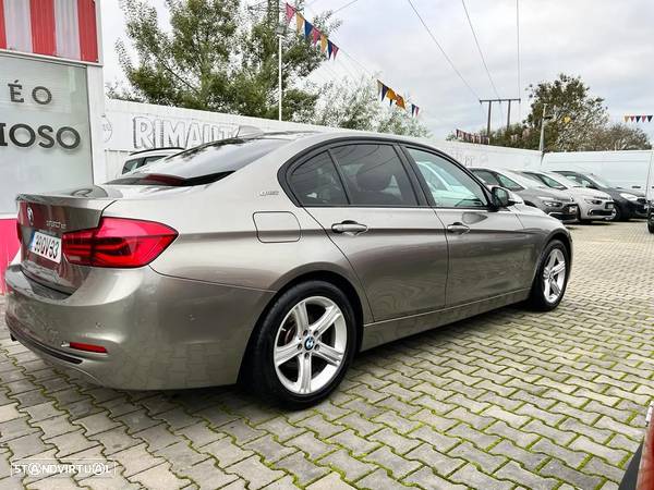 BMW 330 e iPerformance Line Sport - 15