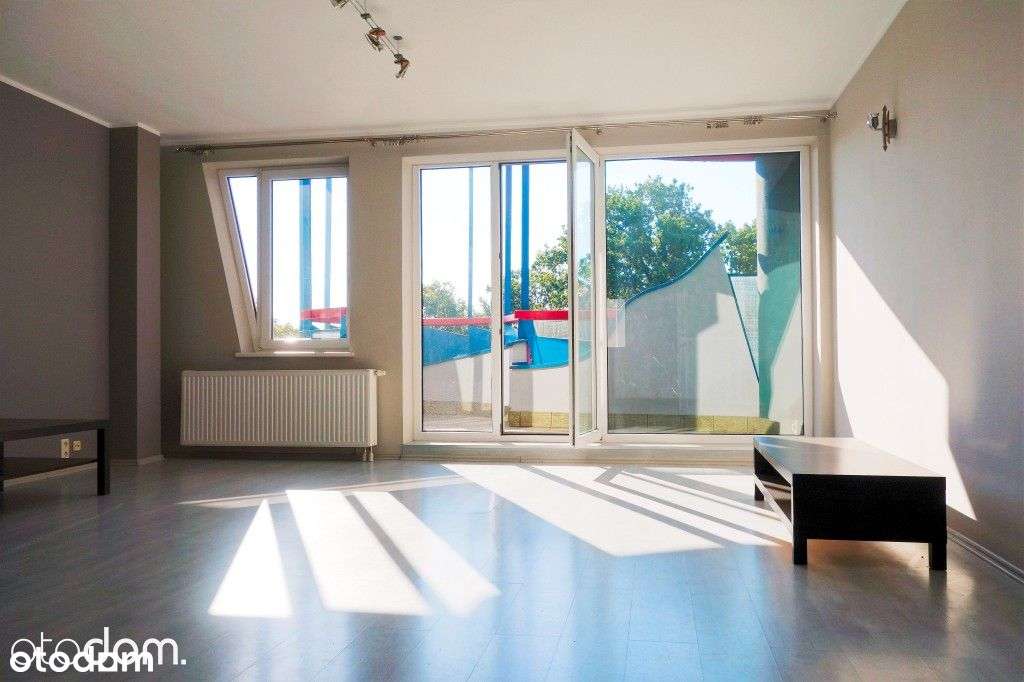 Przestronny 4 pokojowy apartament w świetnej lokalizacji