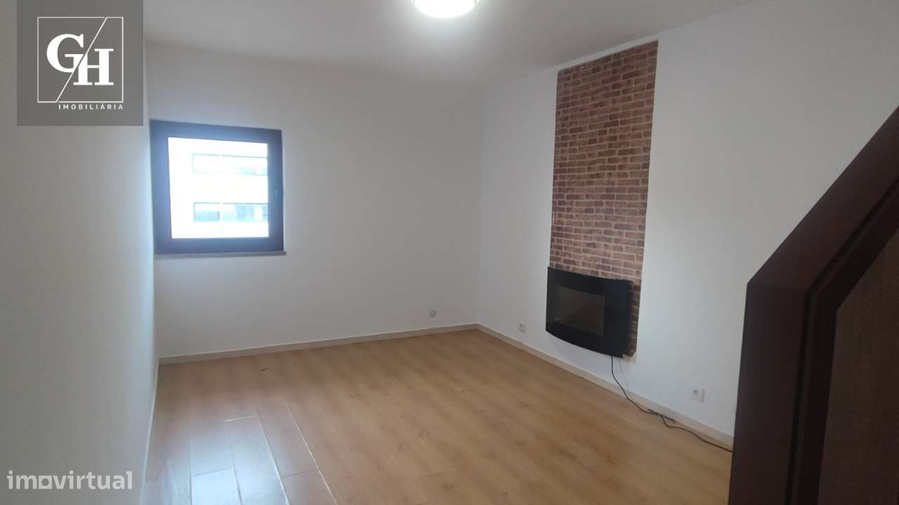 Apartamento duplex T3 no centro de Famalicão-6