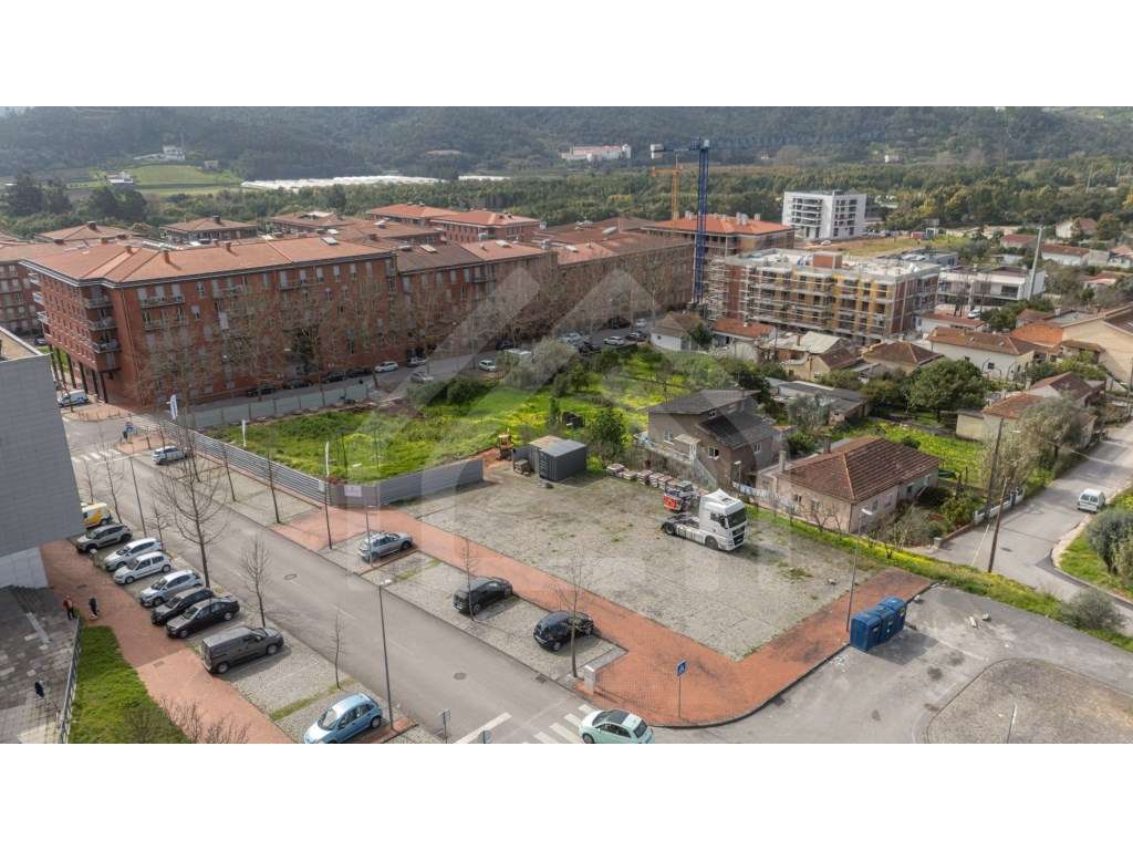 Apartamento T4 | Quinta da Portela | Novo | Com varandas-8